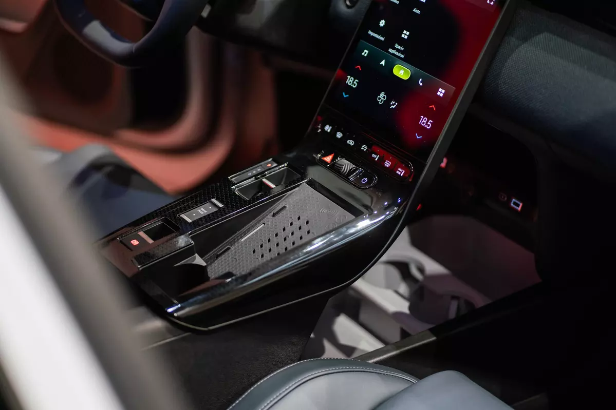 Citroen C5 Aircross II 1.6 PHEV 195 KM