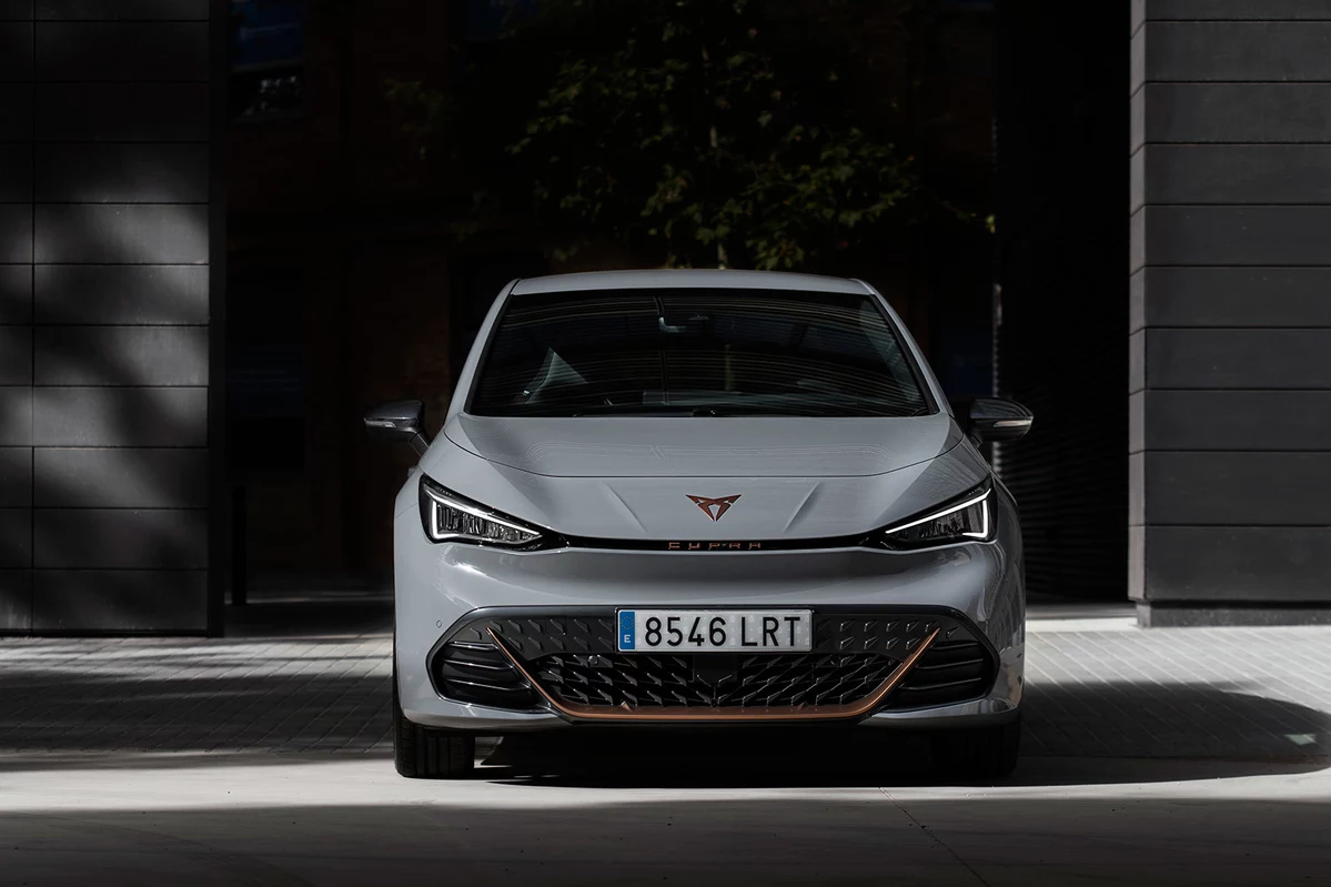 Cupra Born e-Boost 231 KM