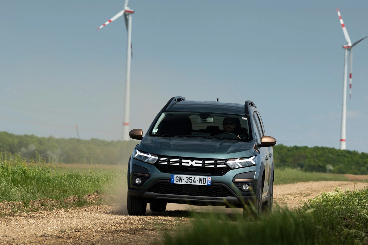 Dacia Jogger FL Hybrid 140 140 KM