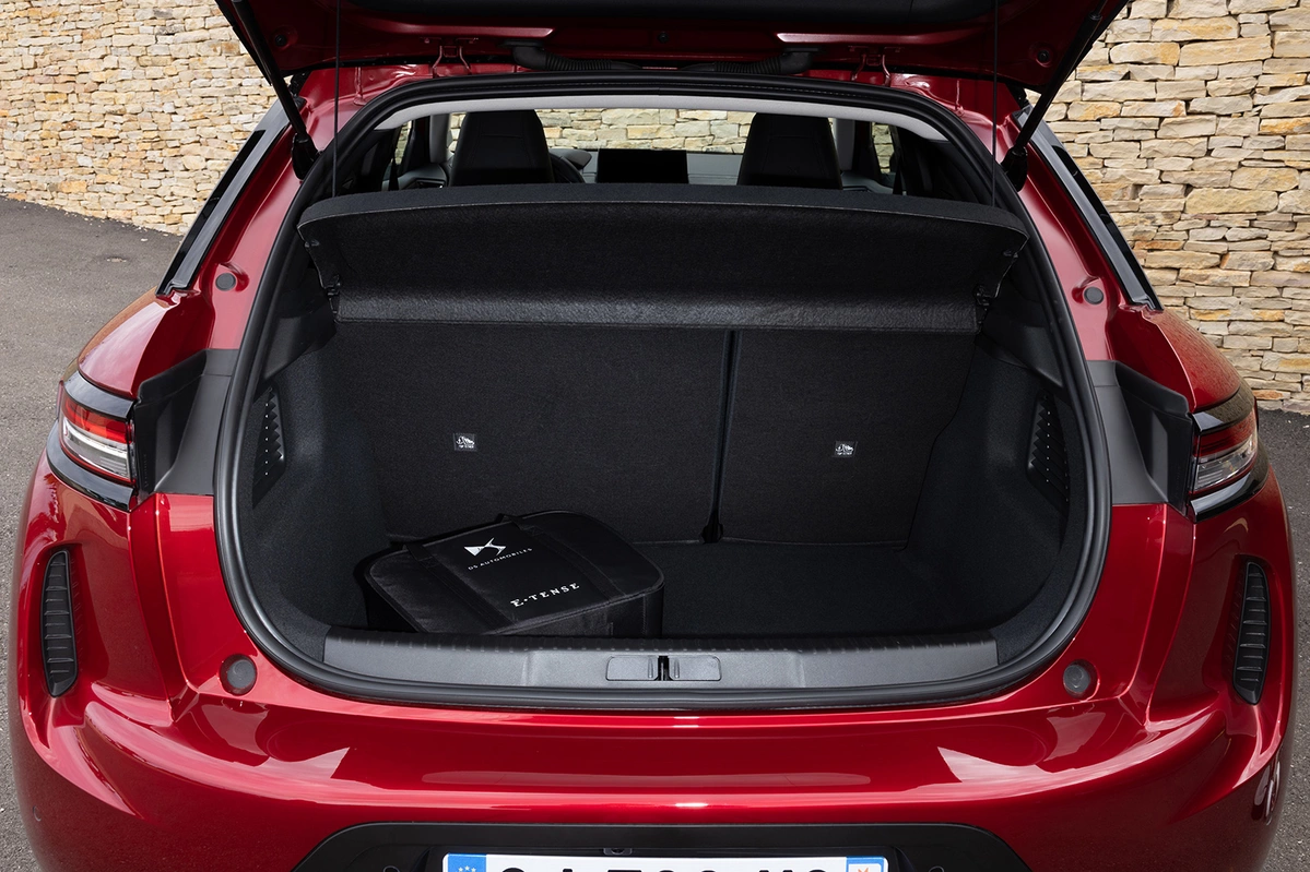 DS DS3 FL E-Tense 54kWh 156 KM