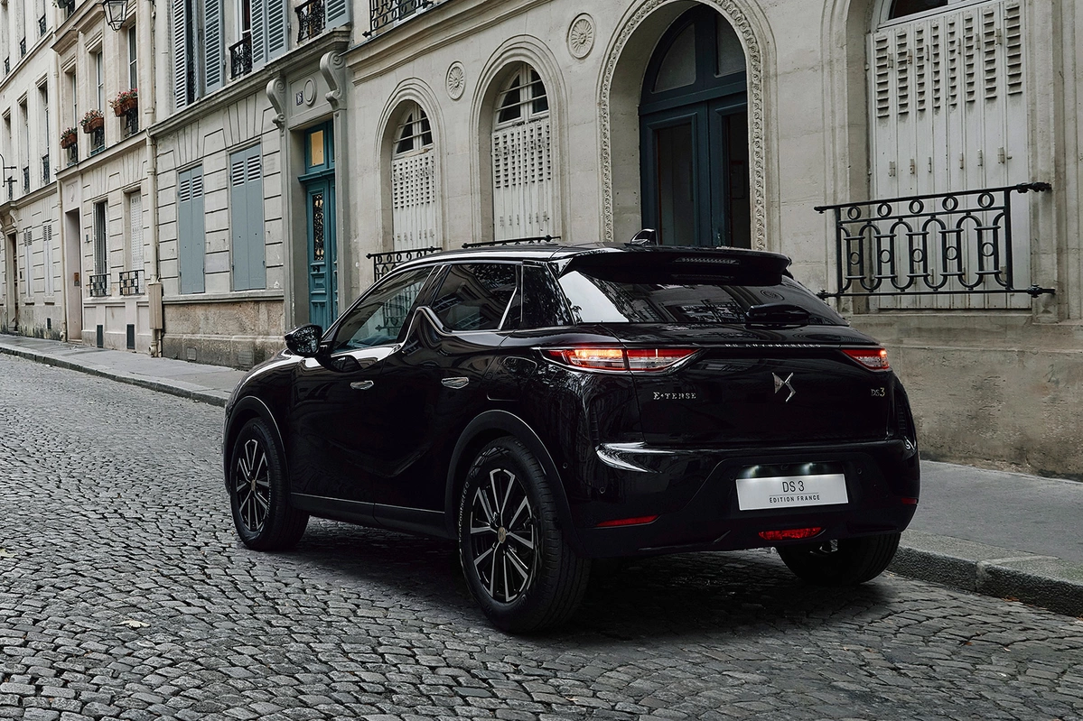 DS DS3 FL E-Tense 54kWh 156 KM