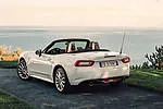 Fiat 124 Spider 1.4 MultiAir 140 KM — zdjęcie 3