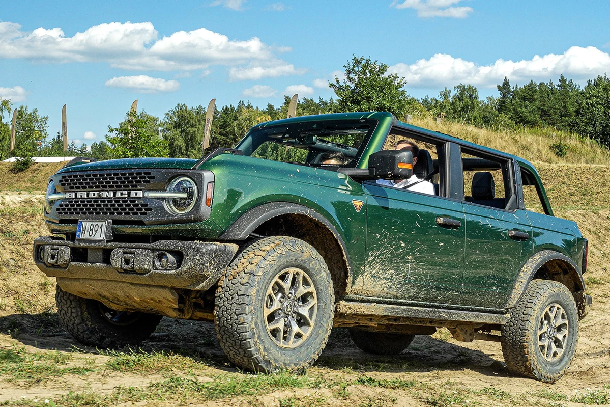 Ford Bronco VI Badlands 2.7 EcoBoost 335 KM