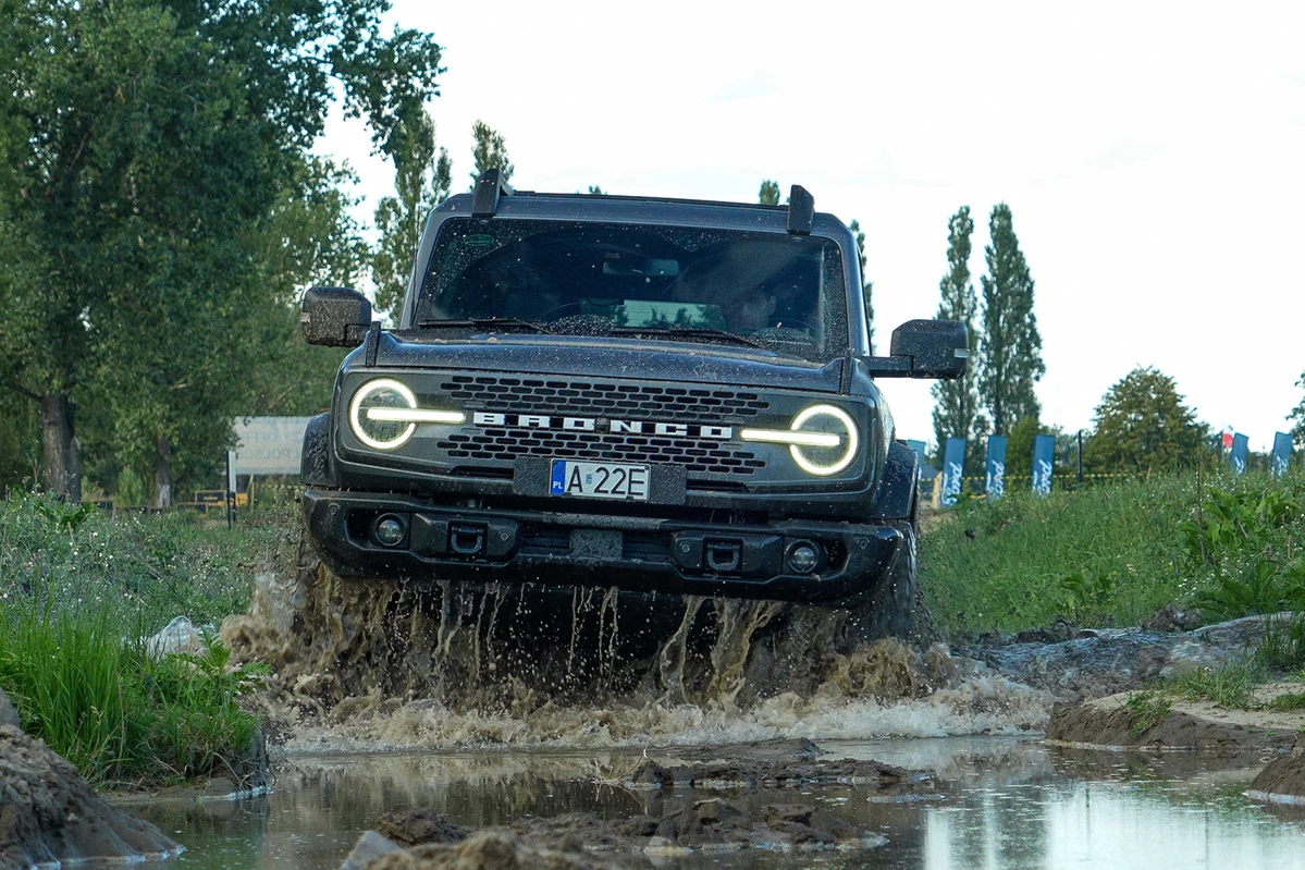 Ford Bronco VI Badlands 2.7 EcoBoost 335 KM