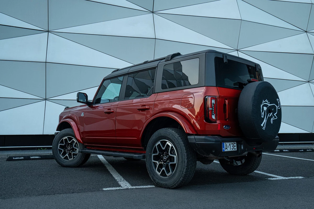 Ford Bronco VI Outer Banks 2.7 EcoBoost 335 KM