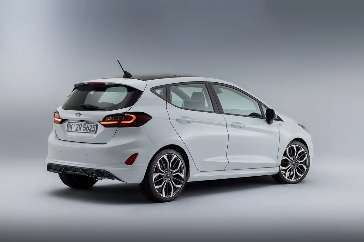 Ford Fiesta Mk8 FL 1.0 EcoBoost Hybrid 125 KM