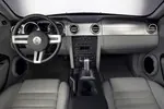Ford Mustang V 4.0 210 KM — zdjęcie 2