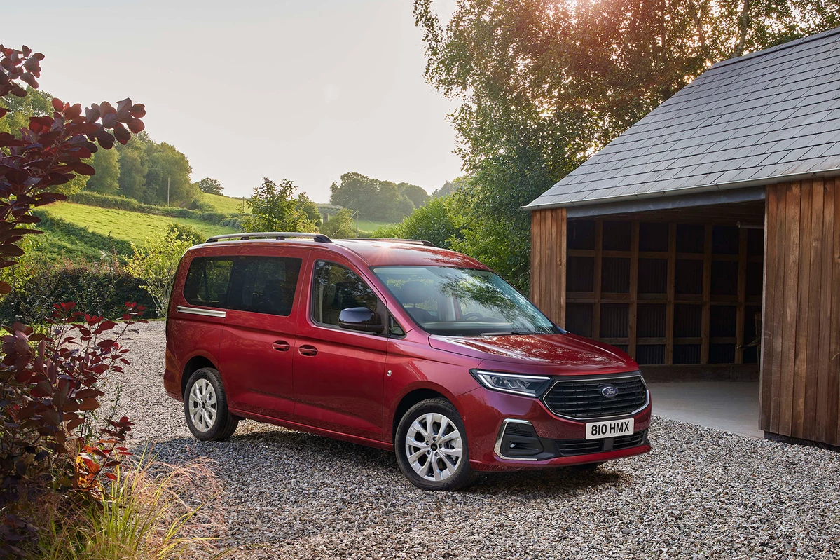 Ford Tourneo Connect III 2.0 EcoBlue 122 KM