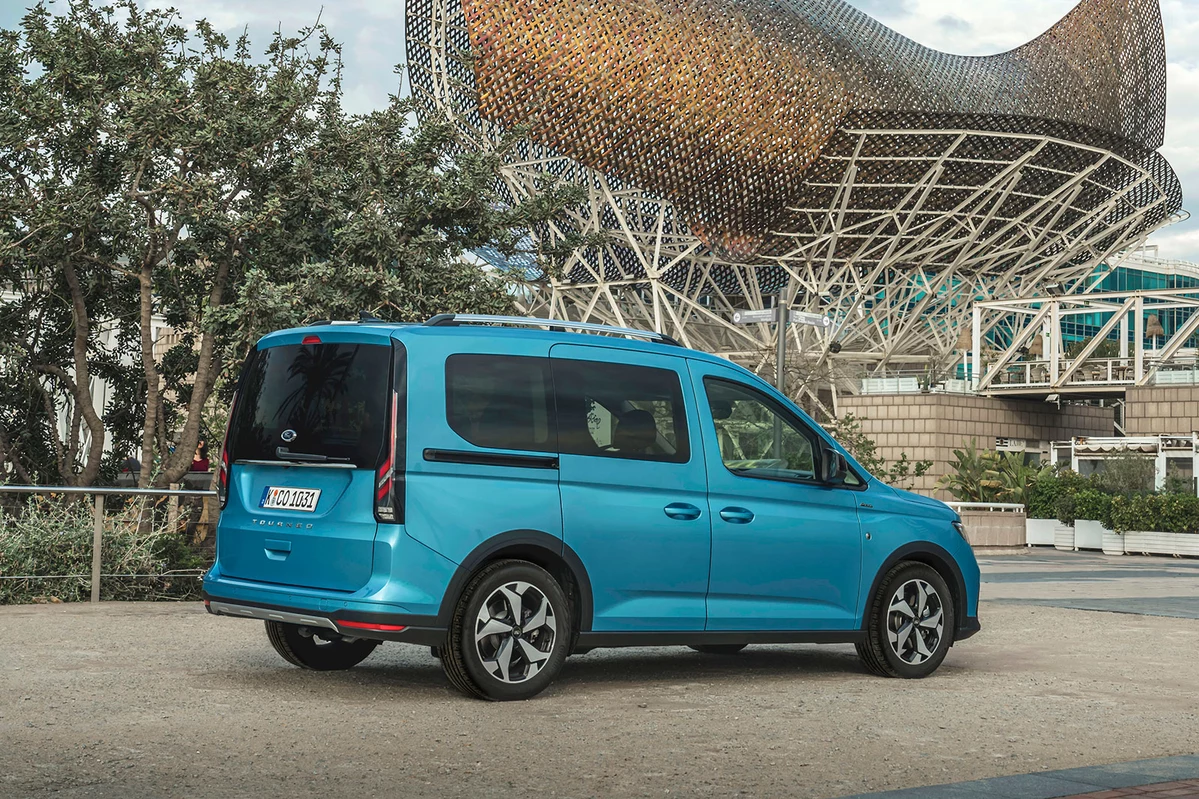 Ford Tourneo Connect III 2.0 EcoBlue 122 KM