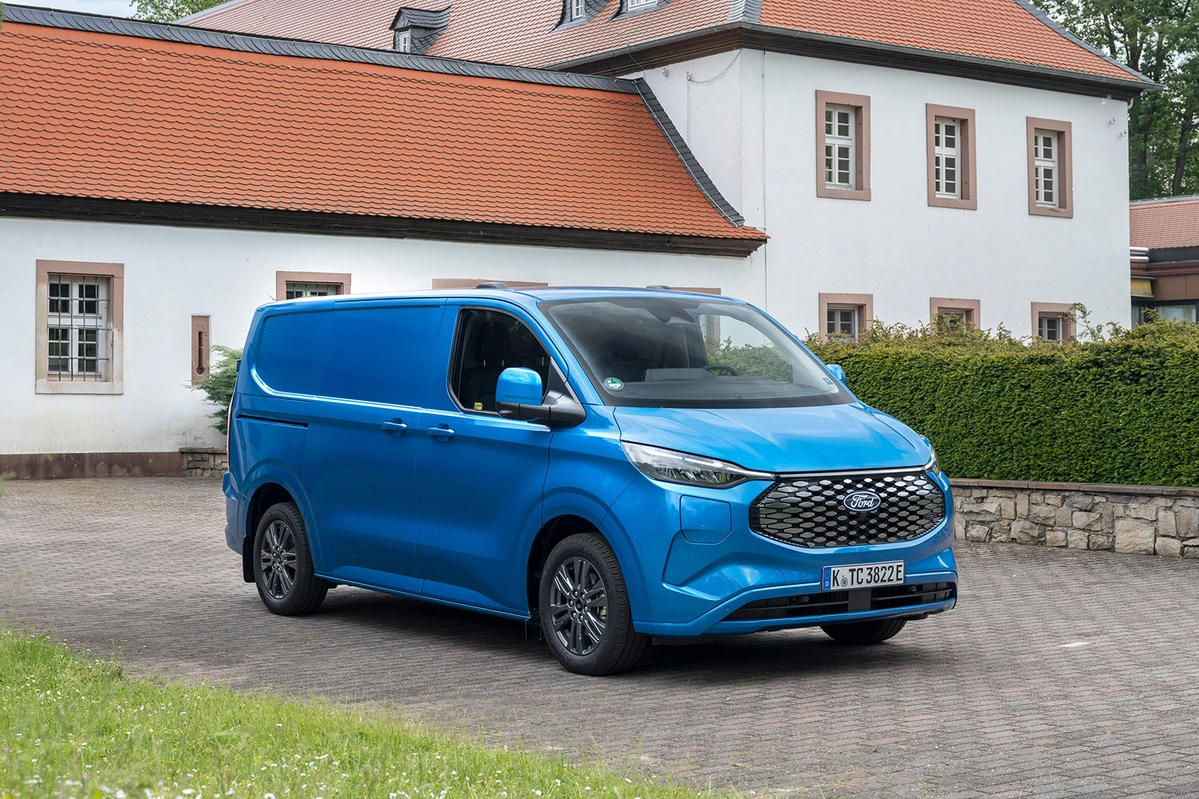 Ford Transit Custom II L1 BEV 136 KM