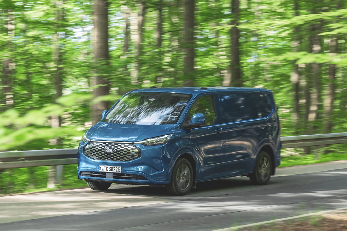 Ford Transit Custom II L1 BEV 136 KM