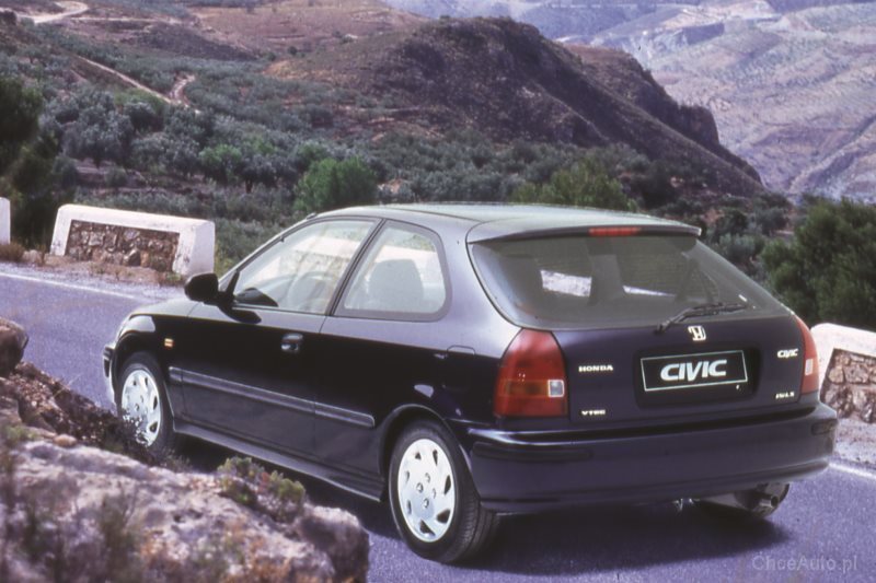 Honda Civic VI 1.6 VTi 160 KM