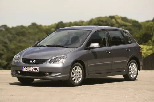 Honda Civic 1.6i 110 KM 2004