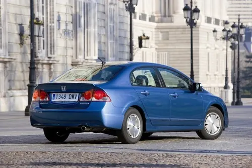 Honda Civic 1.8 140 KM 2007