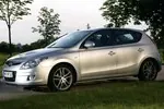 Hyundai i30 I 1.6 126 KM — zdjęcie 1