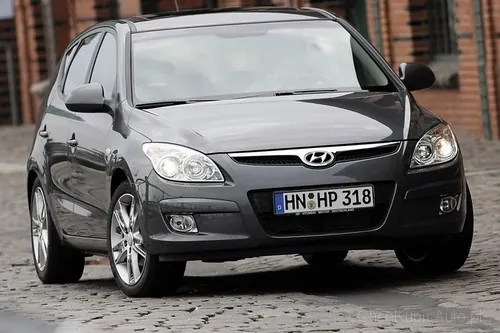 Hyundai i30 1.6 126 KM 2010