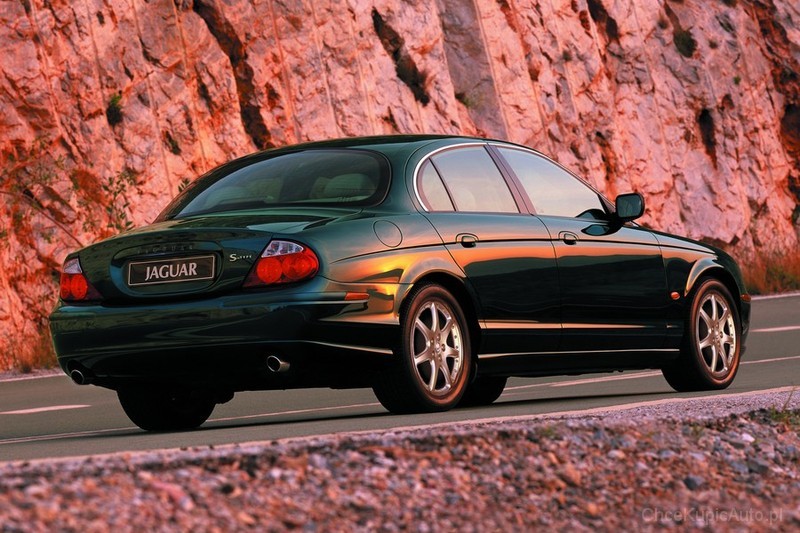Jaguar S-Type 4.0 277 KM