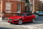 Jaguar XE I 2.0 240 KM — zdjęcie 1