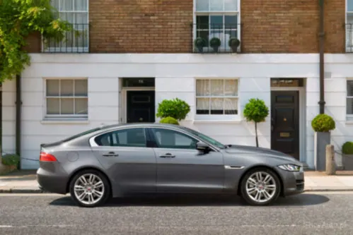 Jaguar XE 2.0 i4P 300 KM 2019