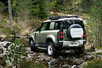 Land Rover Defender IV 90 2.0i4D 200 KM