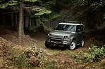 Land Rover Defender IV 90 2.0i4D 200 KM
