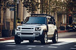 Land Rover Defender IV 110 2.0i4P 300 KM