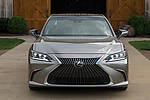 Lexus ES VII 300h 218 KM