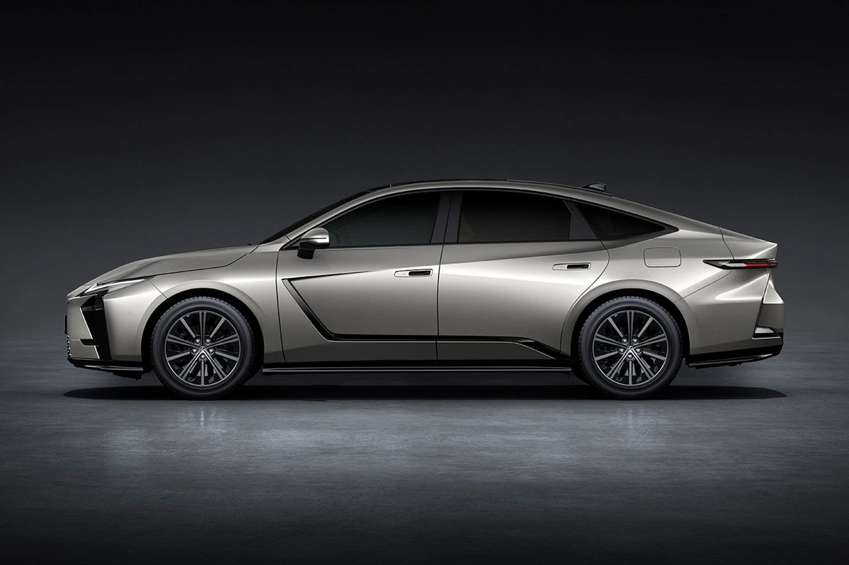 Lexus ES VIII 300h 201 KM