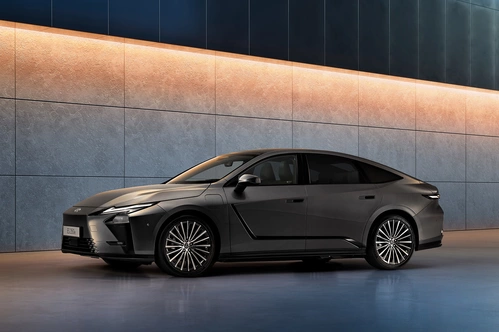 Lexus ES 350e 224 KM 2025