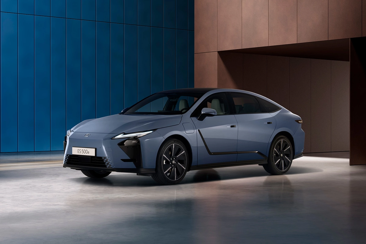 Lexus ES VIII 500e 343 KM