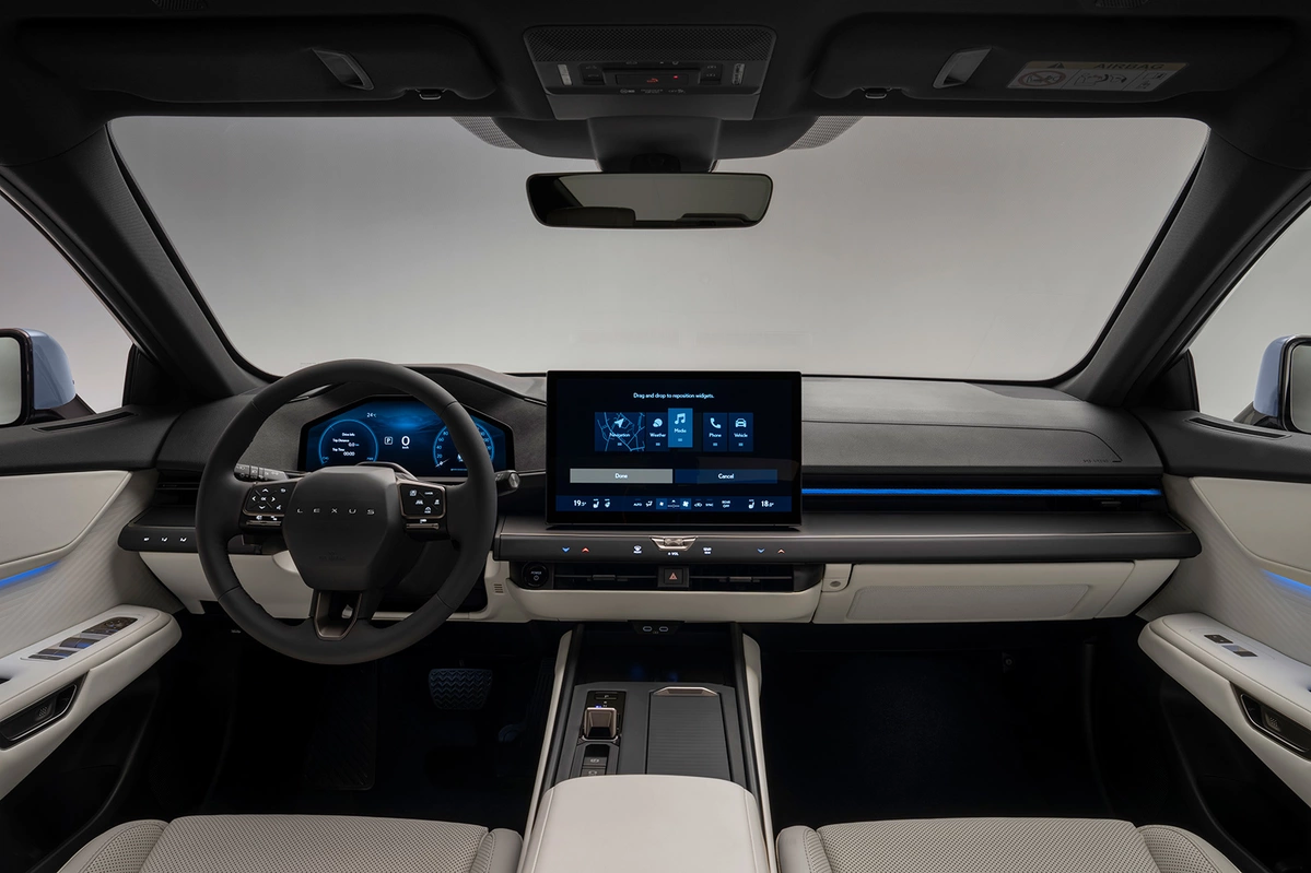 Lexus ES VIII 500e 343 KM