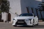 Lexus LC 500h 359 KM