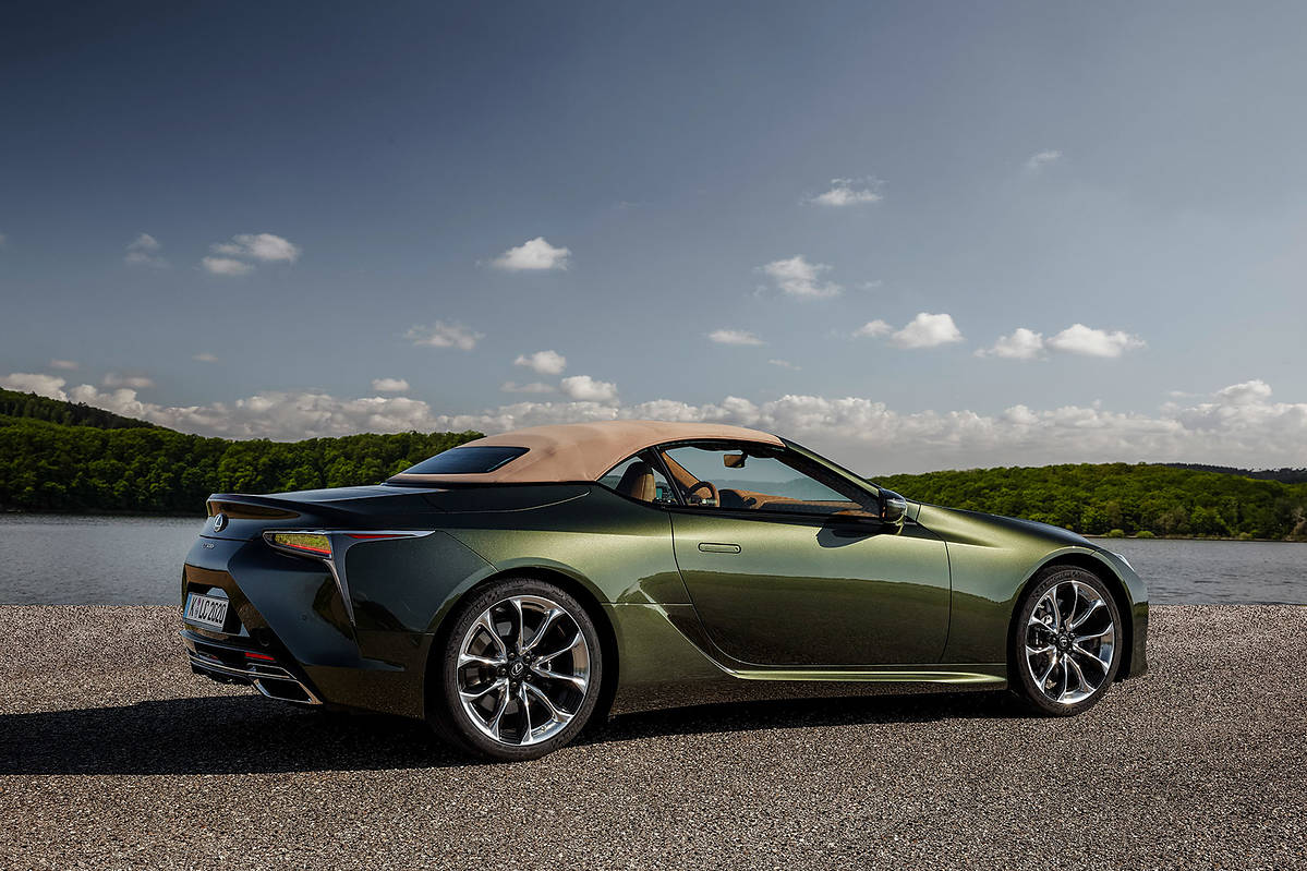 Lexus LC 500 464 KM