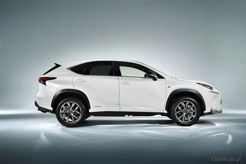 Lexus NX I