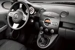 Mazda 2 III 1.4 CD 68 KM — zdjęcie 2