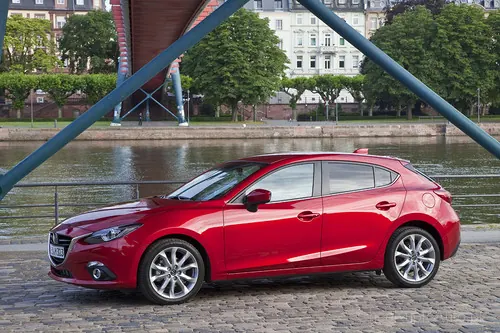 Mazda 3 1.5 SKYACTIV-D 105 KM 2016