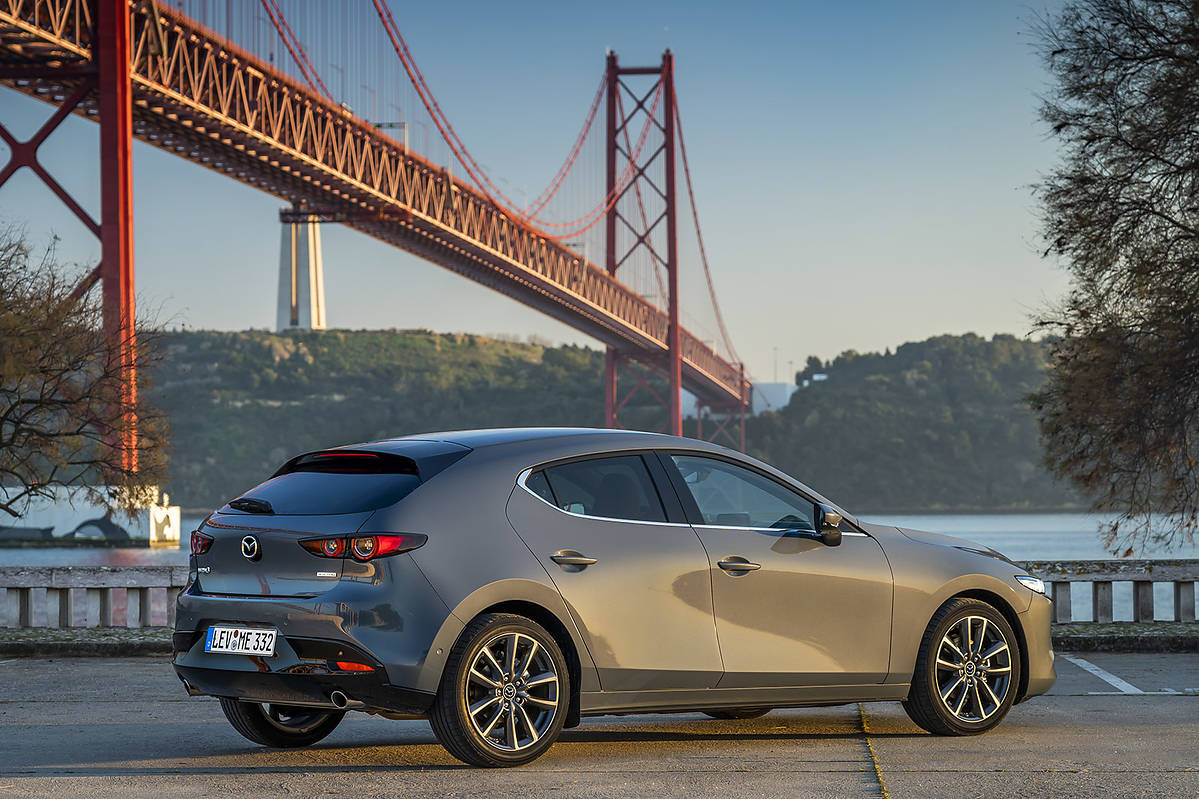 Mazda 3 IV 2.0 Skyactiv-G 180 KM