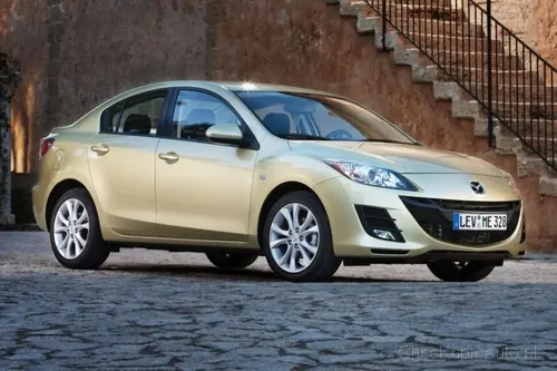 Mazda 3 2.0 150 KM 2011