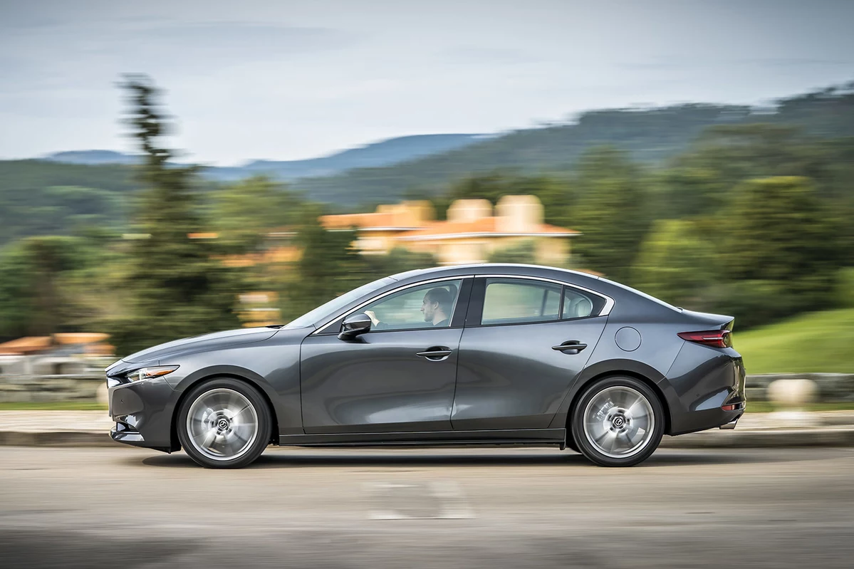 Mazda 3 IV 2.0 Skyactiv-G 186 KM