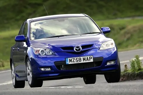Mazda 3 1.6 16V 105 KM 2007