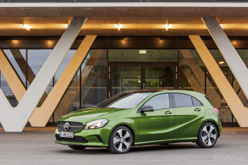 Mercedes - Benz A-klasa W176 FL 200d 136 KM