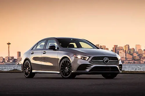 Mercedes - Benz A-klasa 200 163 KM 2023