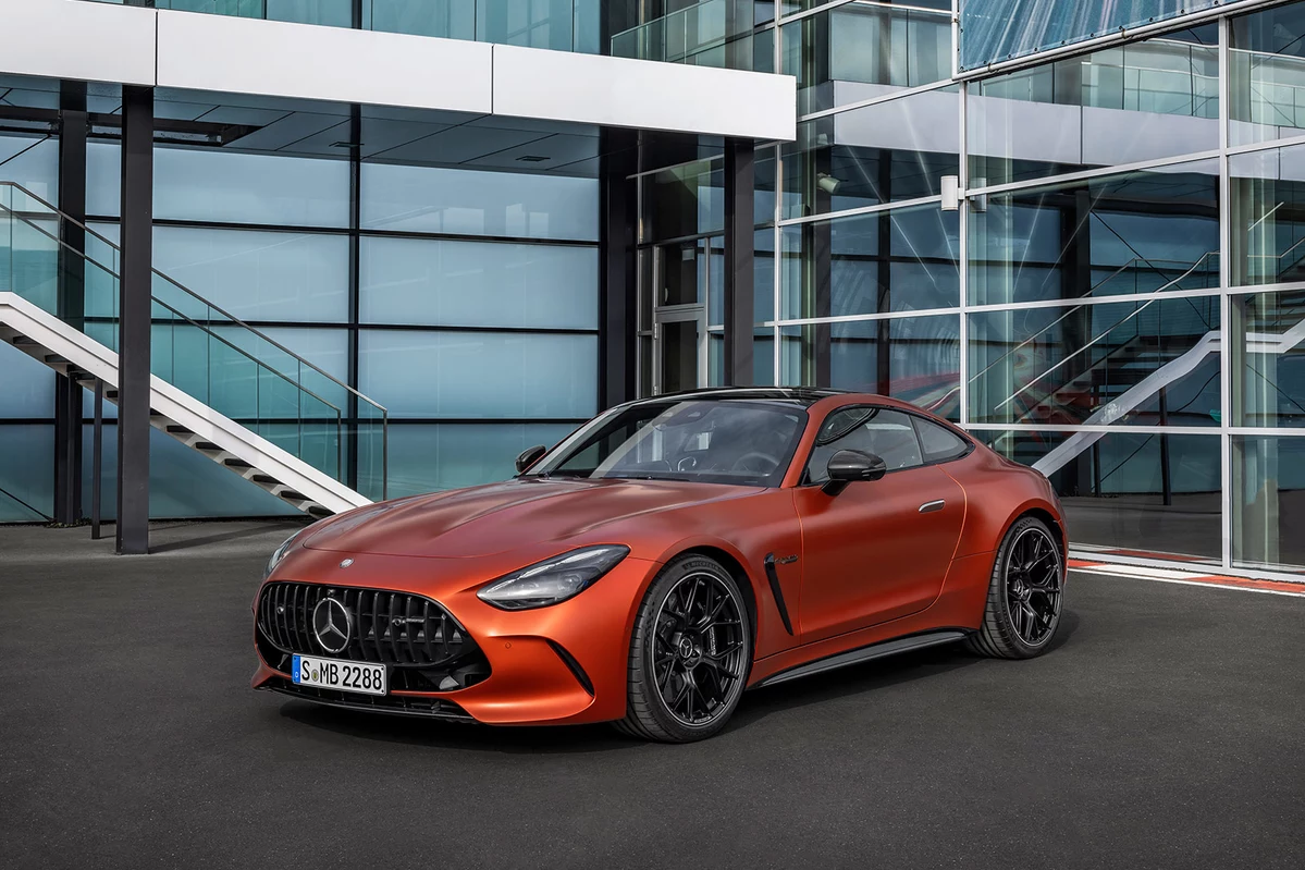 Mercedes-AMG GT C192 63 AMG 585 KM 2024