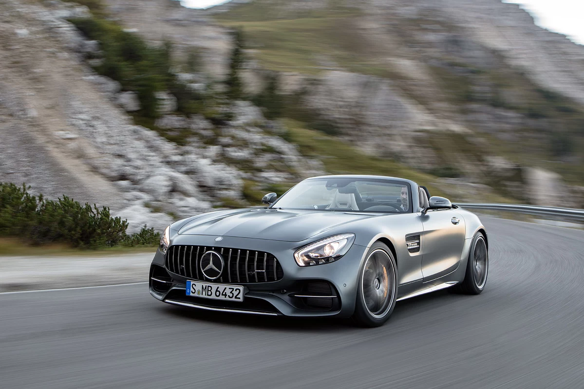 Mercedes-AMG GT C 4.0 V8 557 KM 2018