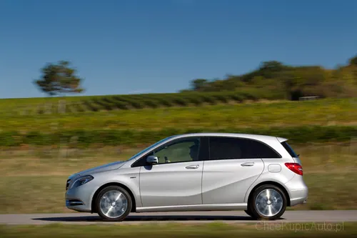 Mercedes - Benz B-klasa 250 211 KM 2017