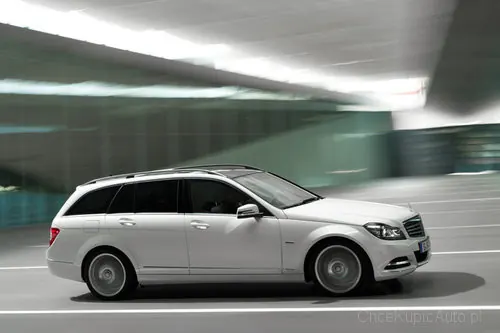 Mercedes - Benz C-klasa 300 CDI 231 KM 2011