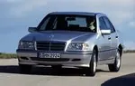 Mercedes - Benz C-klasa W202 250 D Turbo 150 KM — zdjęcie 1