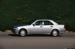 Mercedes - Benz C-klasa W202 250 D Turbo 150 KM — zdjęcie 4