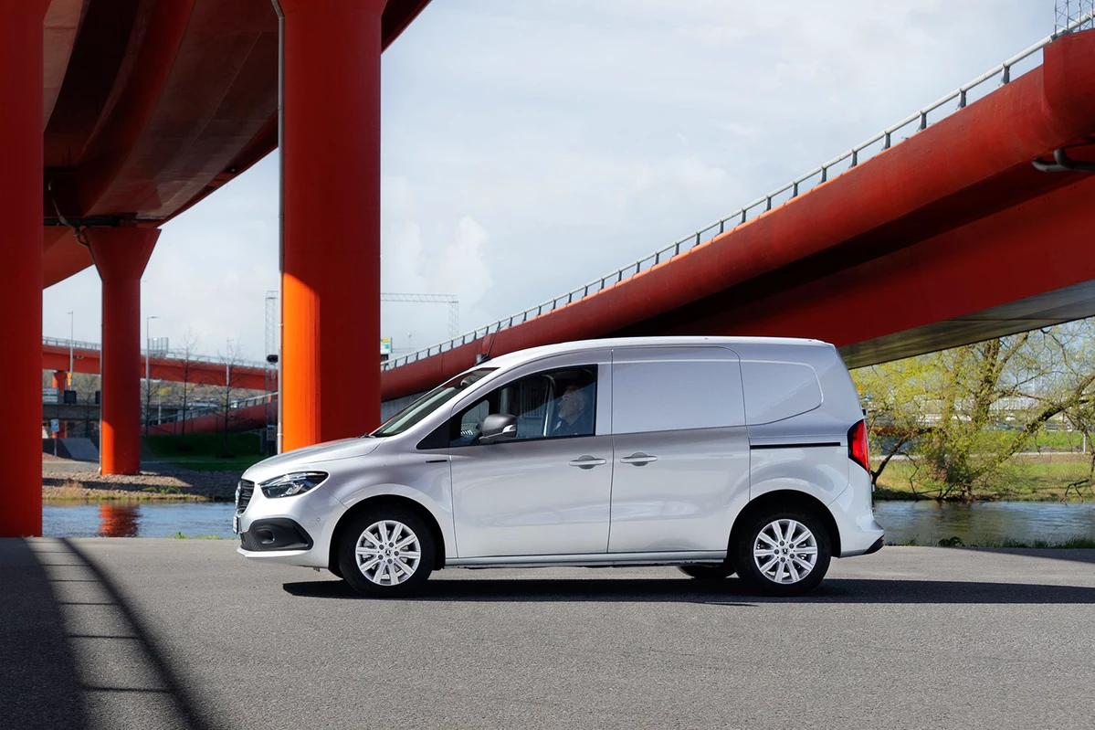 Mercedes - Benz Citan II Furgon Standard 45kWh 122 KM