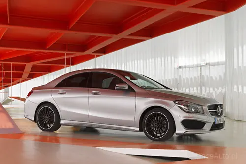 Mercedes - Benz CLA 45 AMG 360 KM 2016